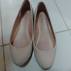 Call it spring- cream colored textured flats